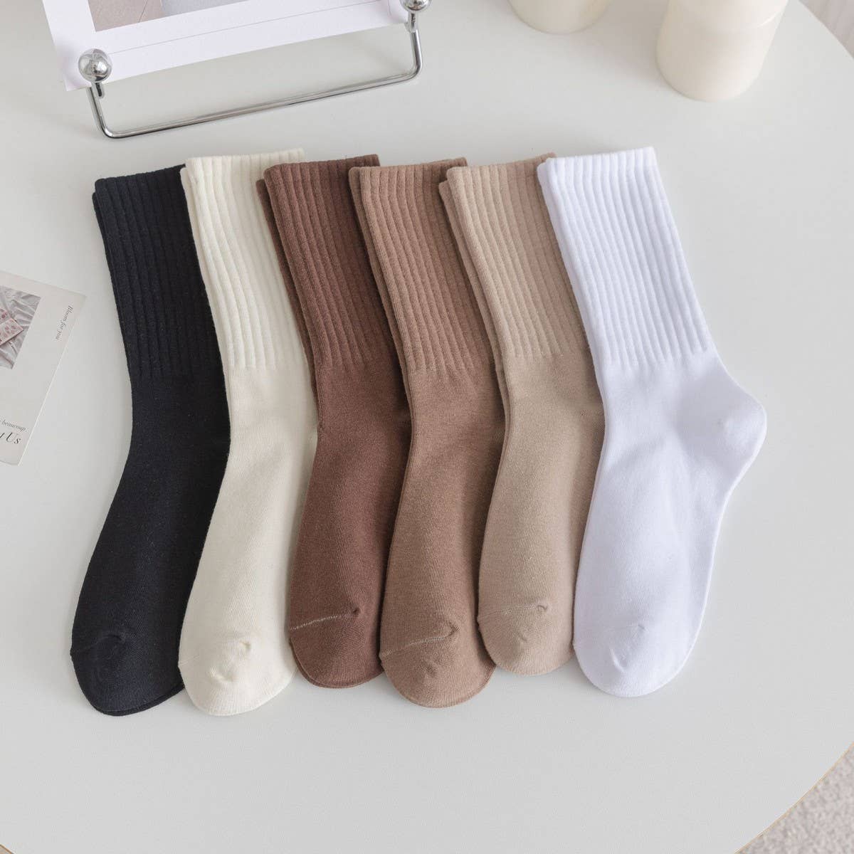 NEW SOLID COLOR CASUAL WOMEN'S MID-CALF SOCKS_CWMS1402