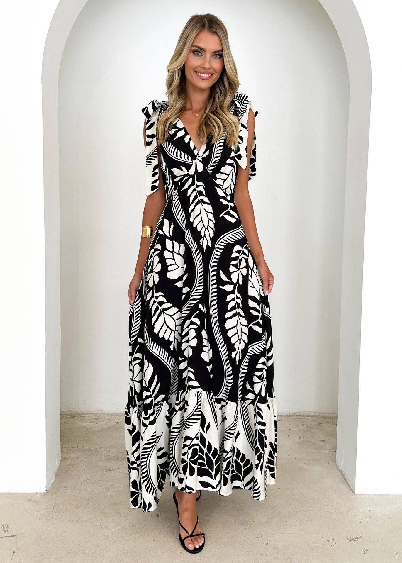 Lace-up V-neck print fashion loose long dress