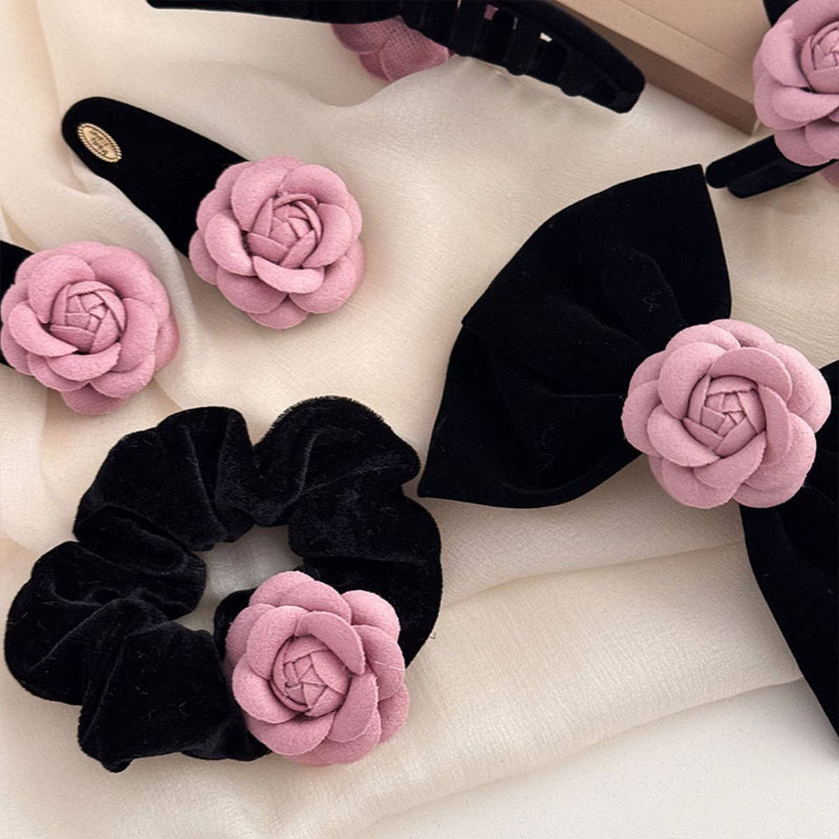 NEW BLACK VELVET PINK CAMELLIA HAIRPIN