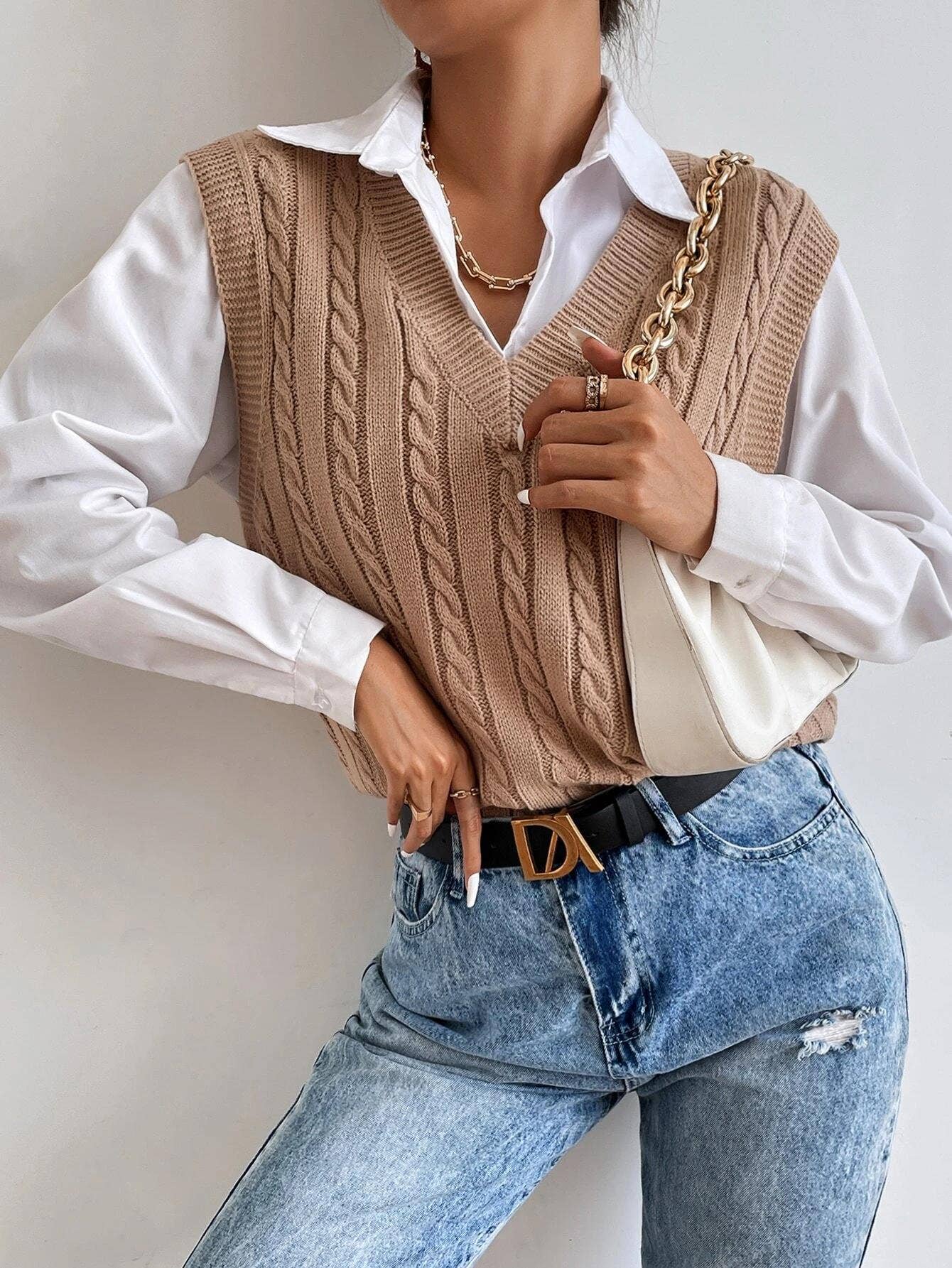 Solid color versatile loose knitted vest