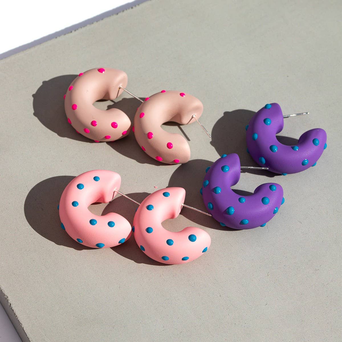 PERSONALIZED FASHIONABLE C-SHAPED EARRINGS_CWAJE1361