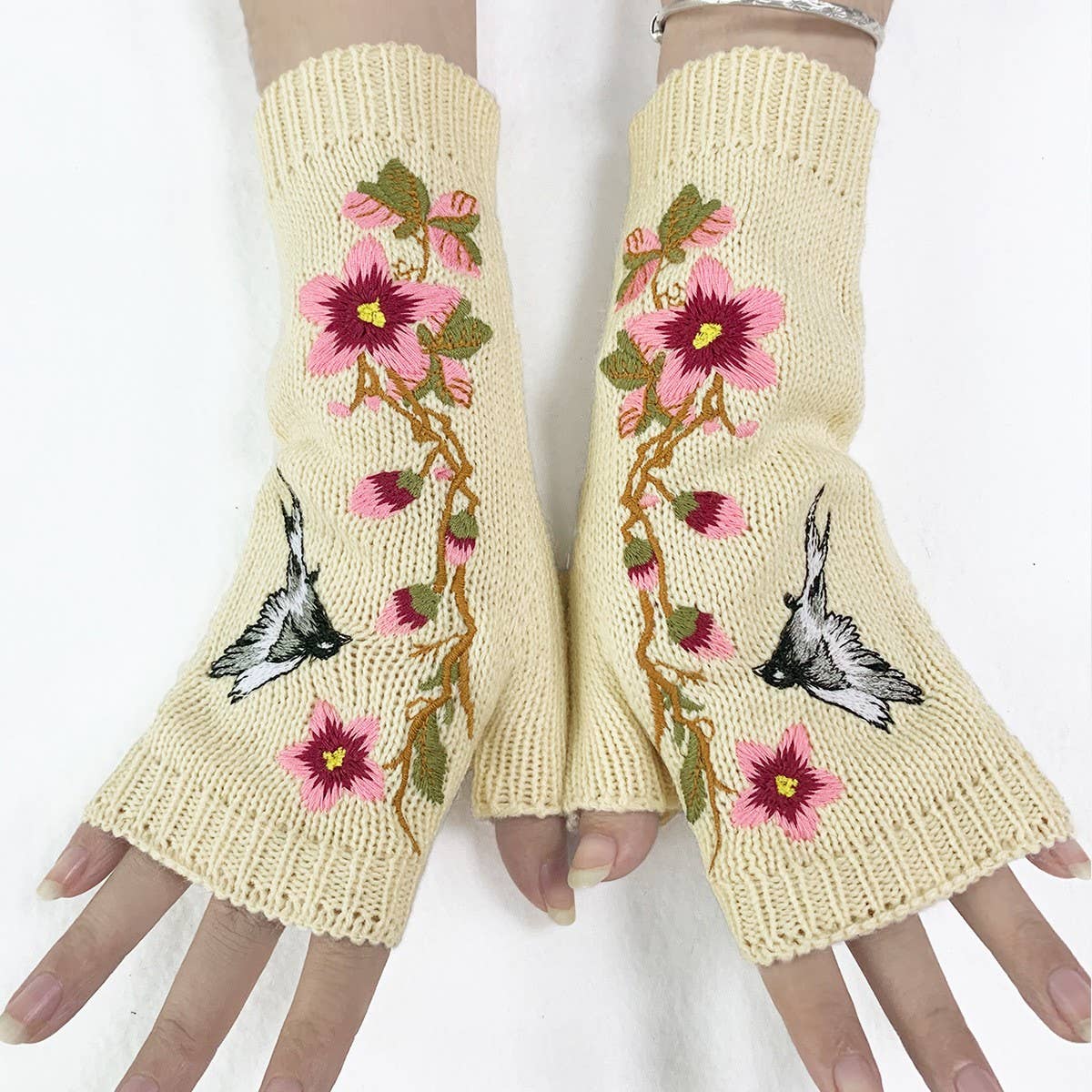 WOMEN'S EMBROIDERED SWALLOW HALF FINGER GLOVES_CWMM1666