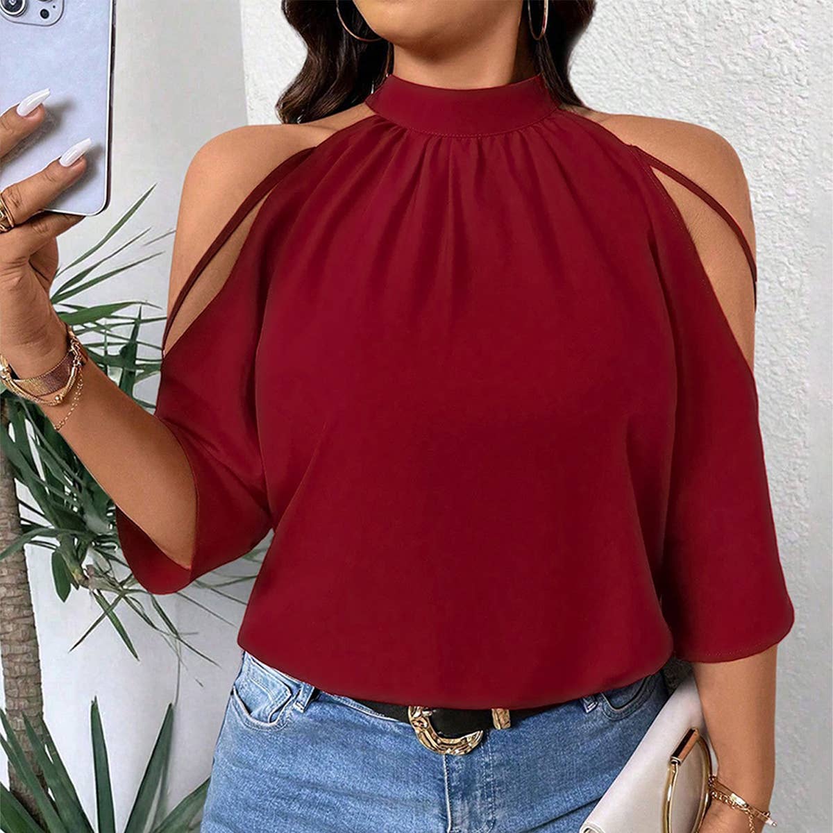 Elegant Off Shoulder Tee ? Chic Summer Style
