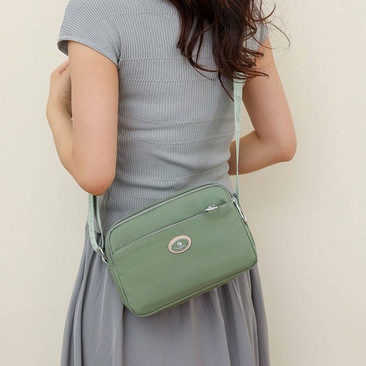 LARGE CAPACITY SIMPLE SHOULDER MESSENGER BAG_CWASC1762