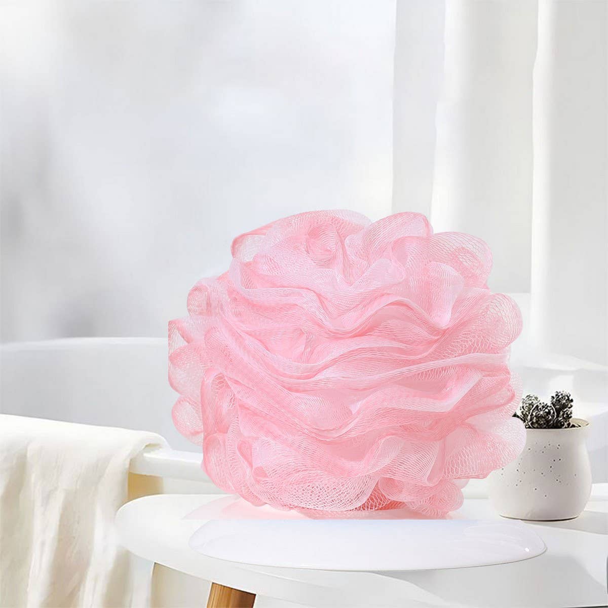 GRADIENT COLOR SOFT AND NON-FADING BATH POUF