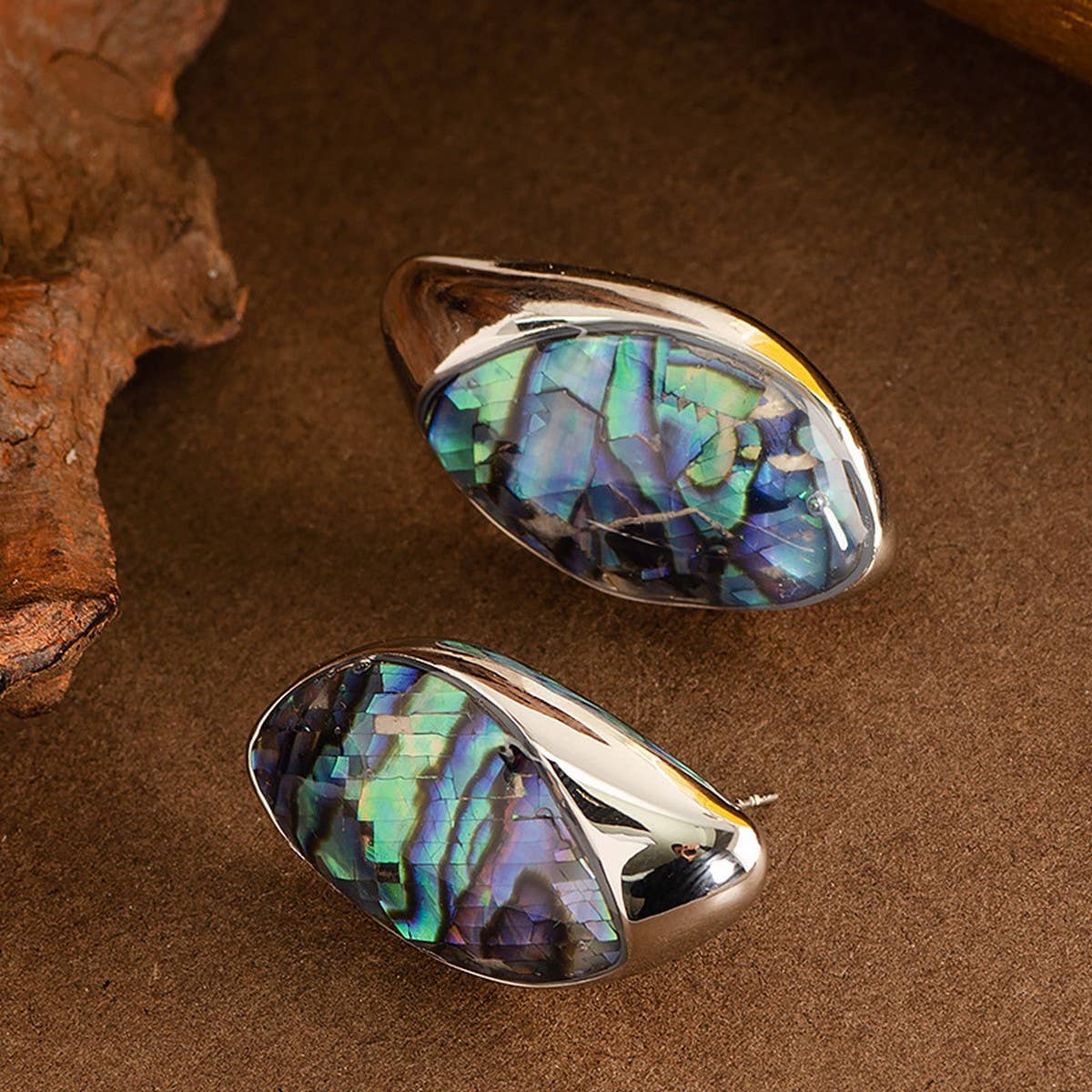 FASHIONABLE COLORFUL ABALONE EARRINGS WITH PEARLS