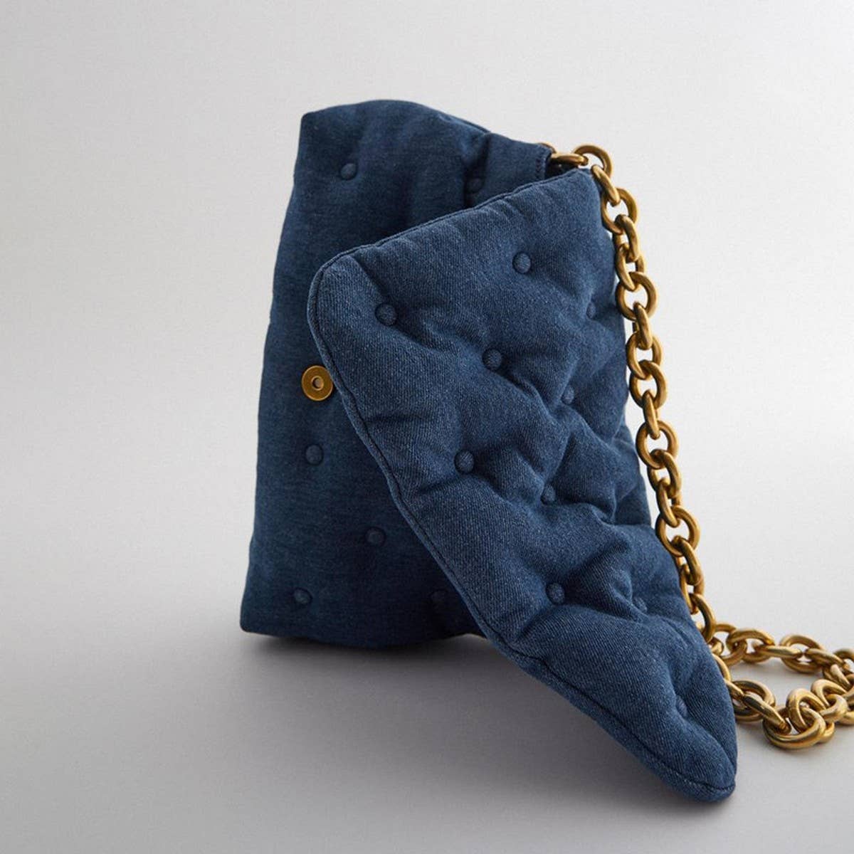 NEW FASHION BLUE DENIM CHAIN SHOULDER PILLOW BAG_CWAB3424