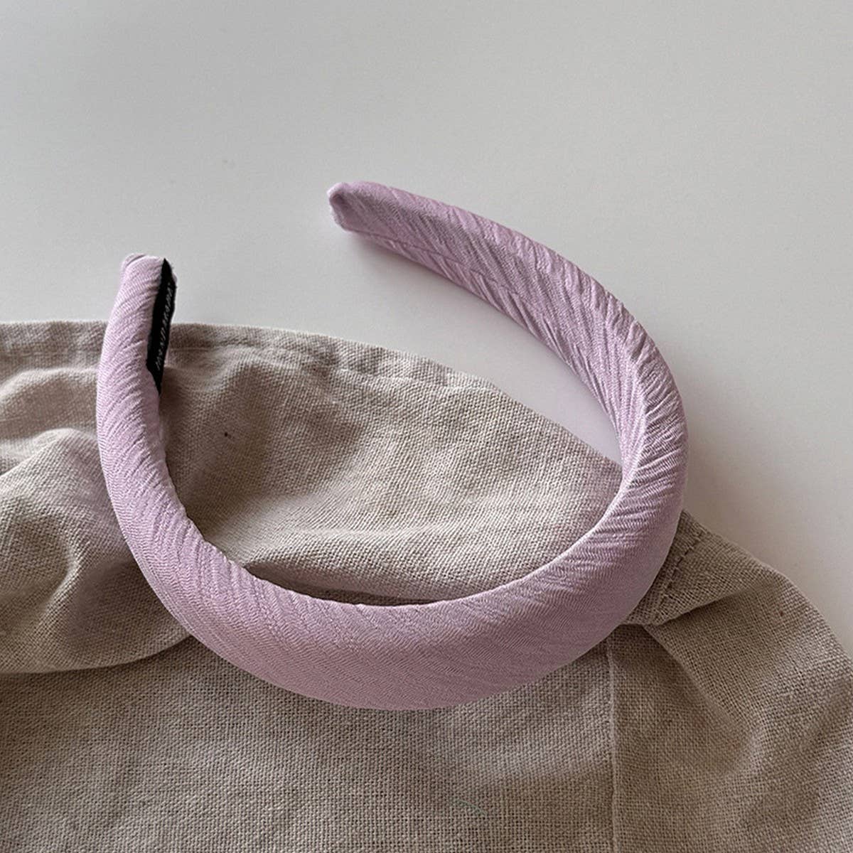 WIDE-RIMMED SMALL PURPLE HEADBAND