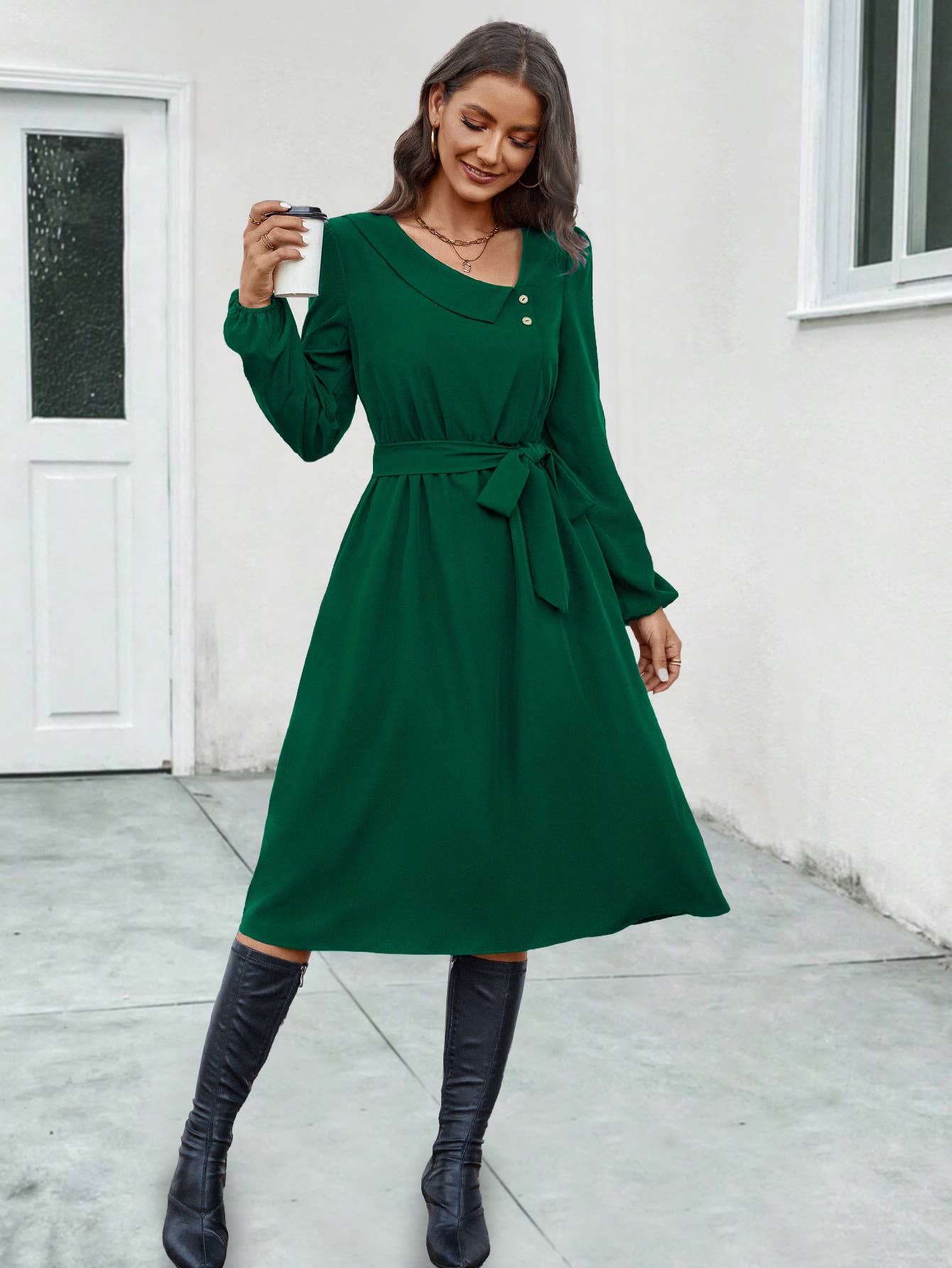 LONG-SLEEVED DRESS WITH IRREGULAR COLLAR