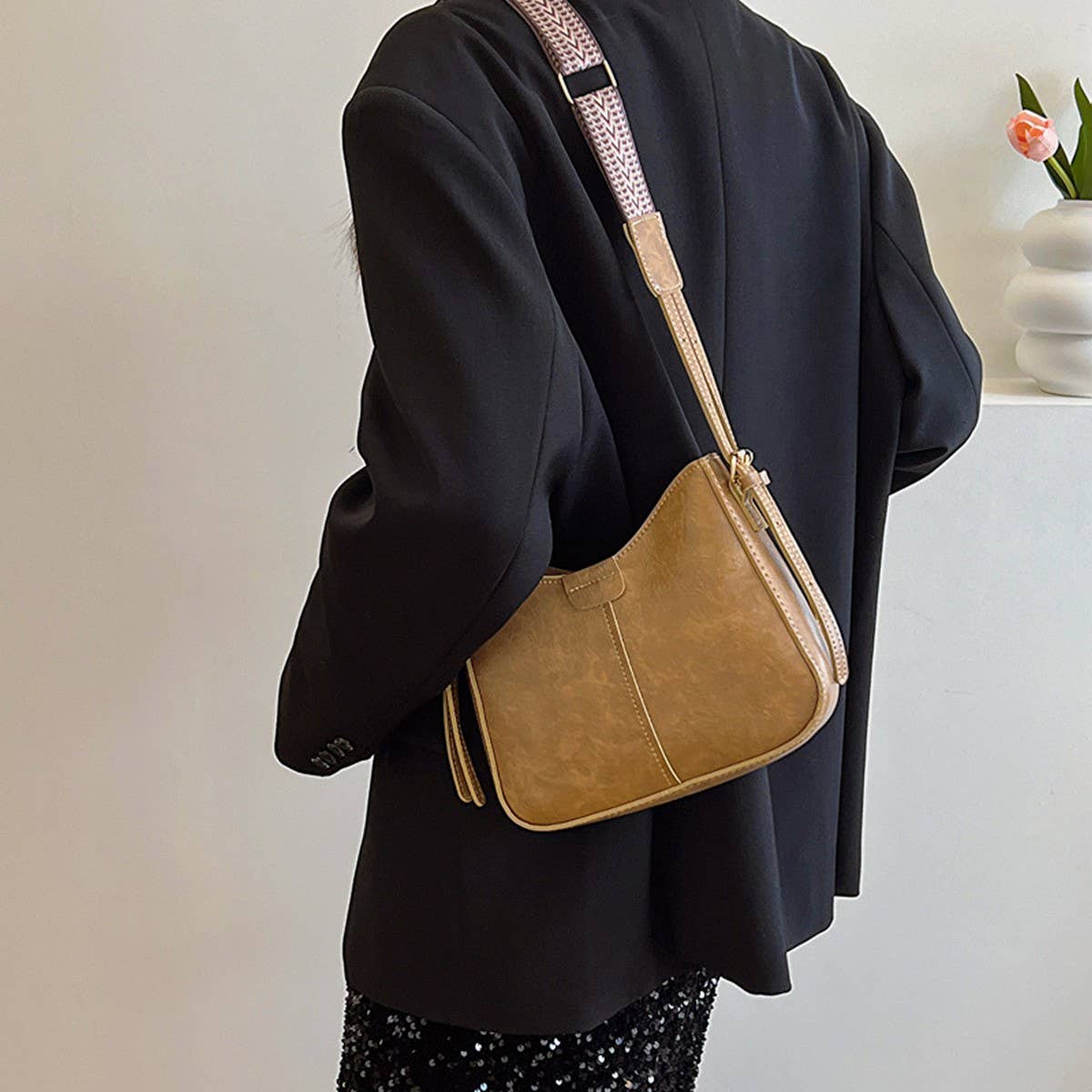 RETRO COMMUTER FASHION CROSSBODY BAG_CWAB3300