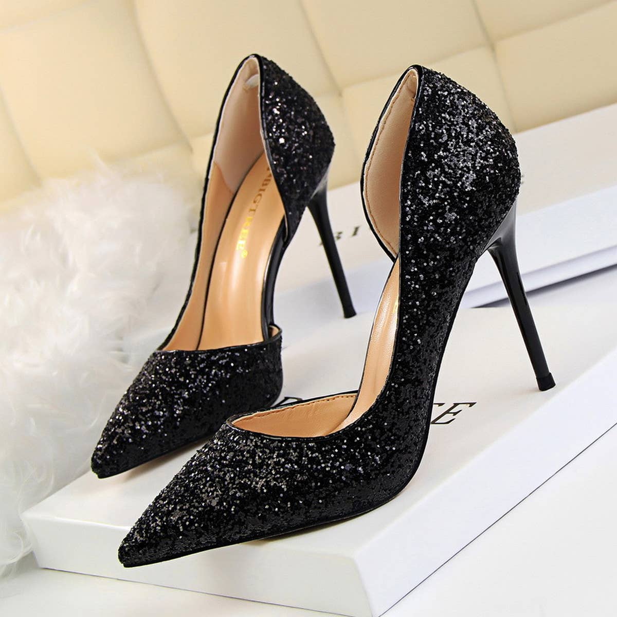 WOMEN POINTY SIDE HOLLOWED SEQUINED HIGH HEELS