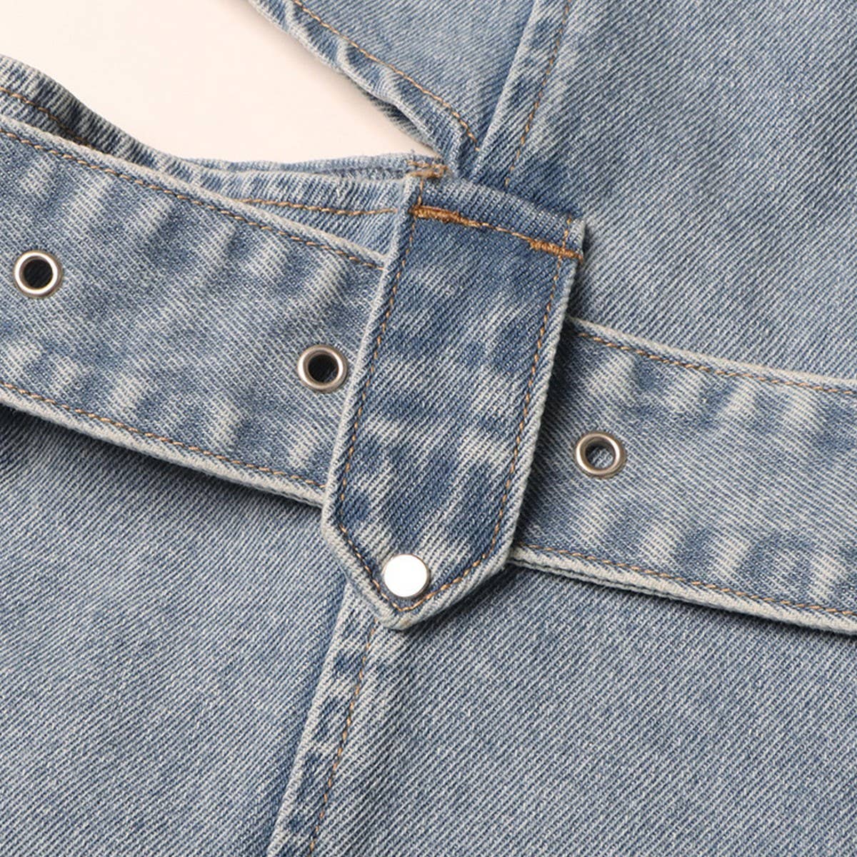 HIGH WAISTED HOLLOW EXPOSED WAIST SOLID COLOR JEANS