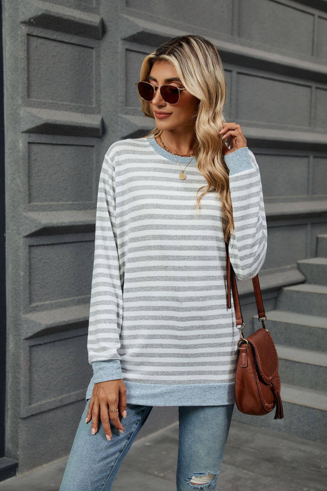Round-neck striped color-blocked slit T-shirt