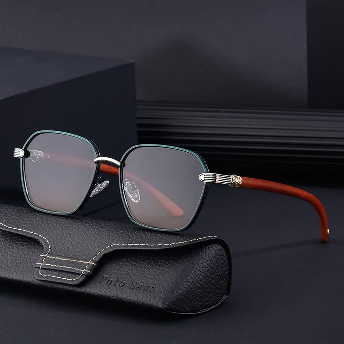 SQUARE FRAME IMITATION WOOD GRAIN TEMPLESUNGLASSES_CWASG0563
