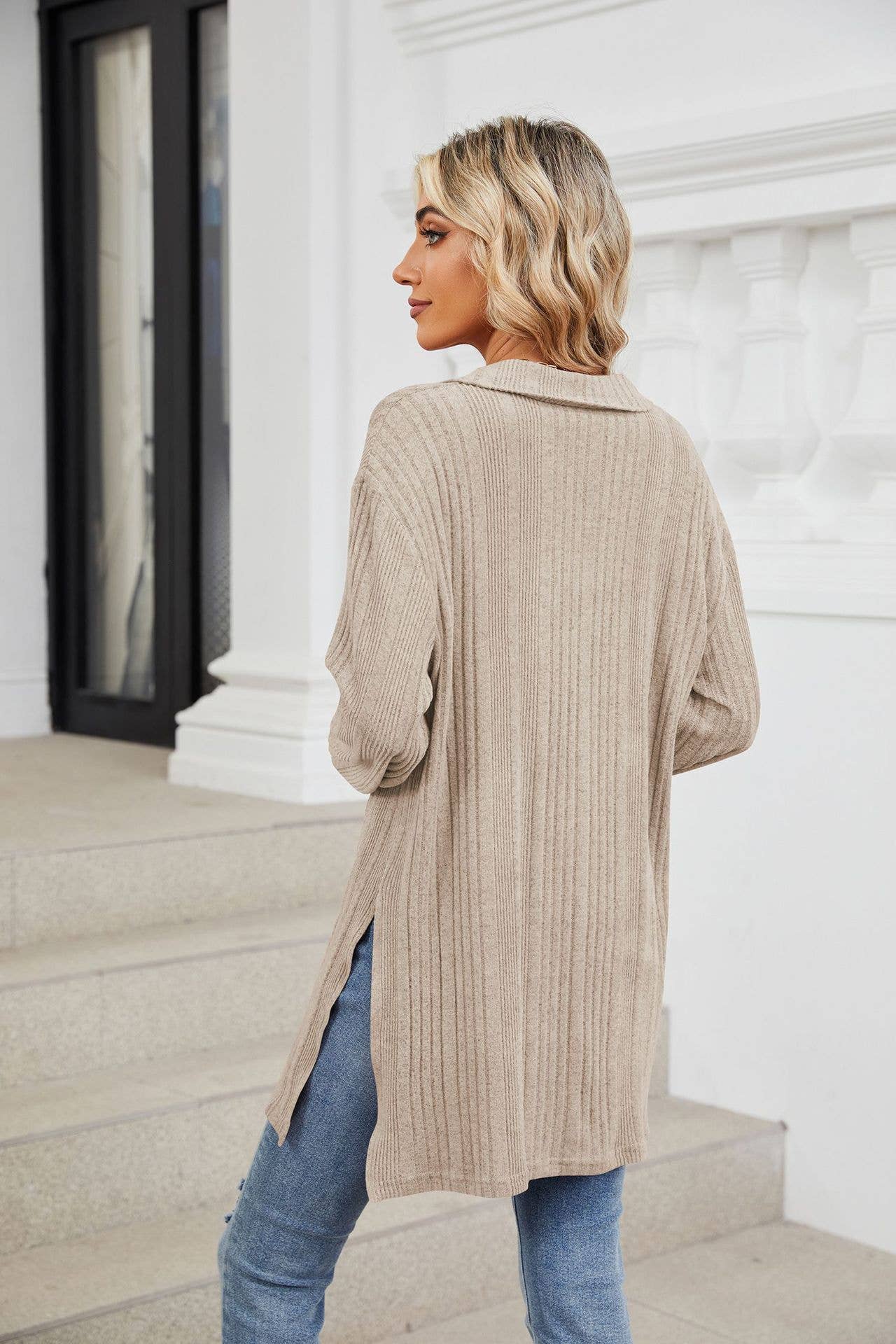 Solid-color V-neck long-sleeved loose slit Top