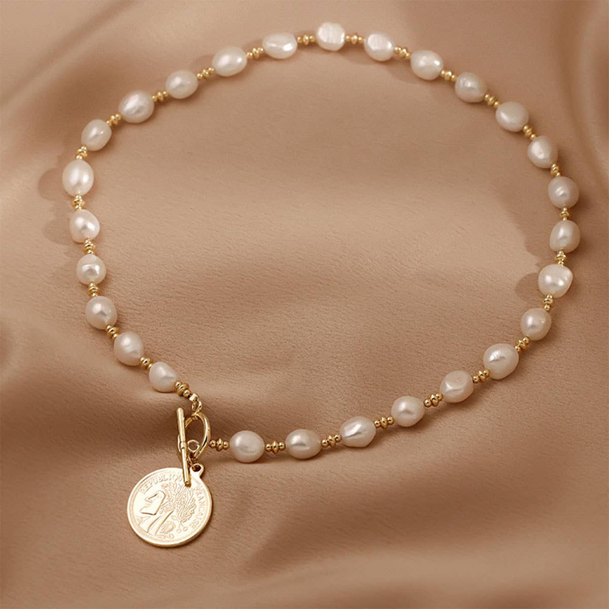 Pearl gold coin figures OT buckle necklaces