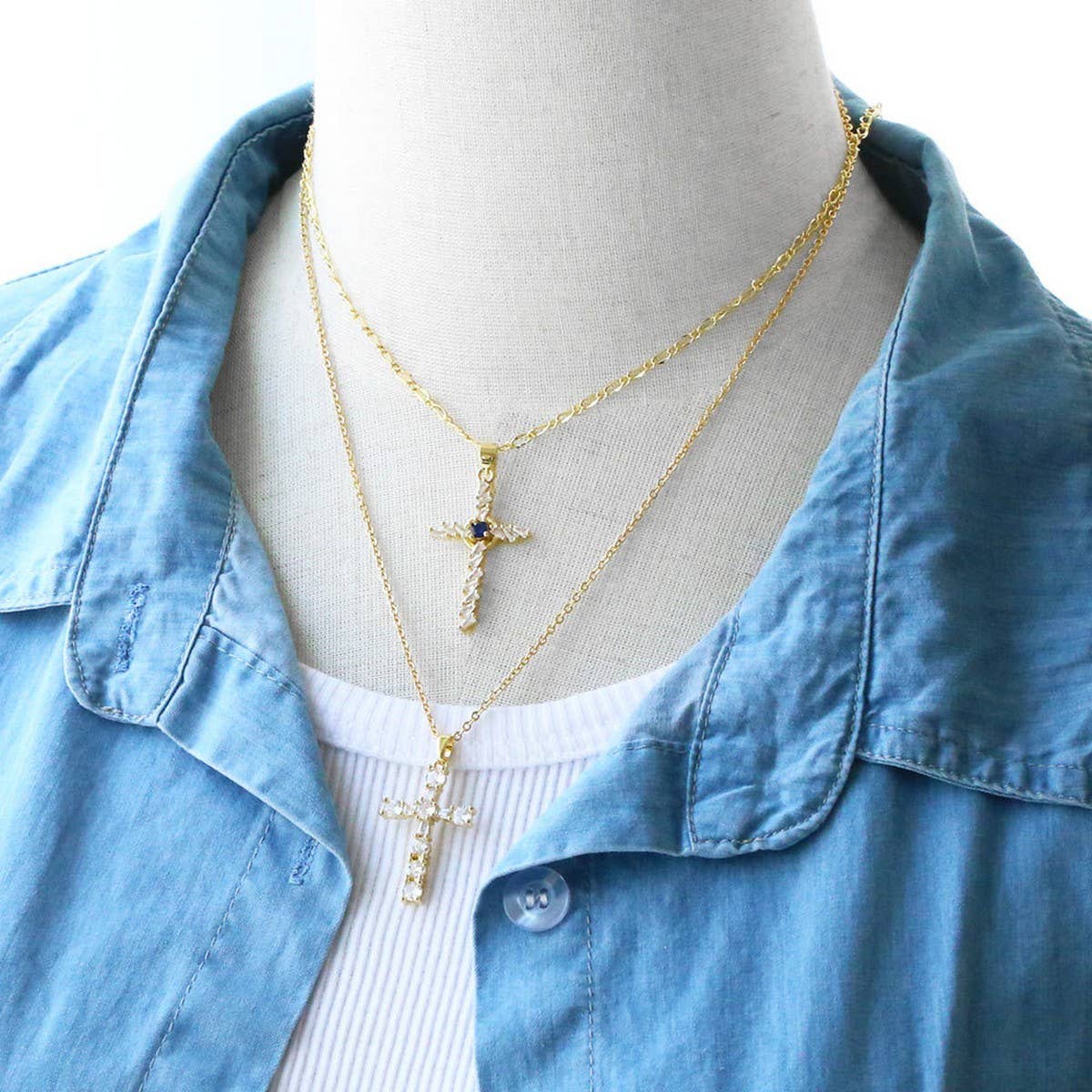 GOLDEN ZIRCON CROSS PENDANT NECKLACE