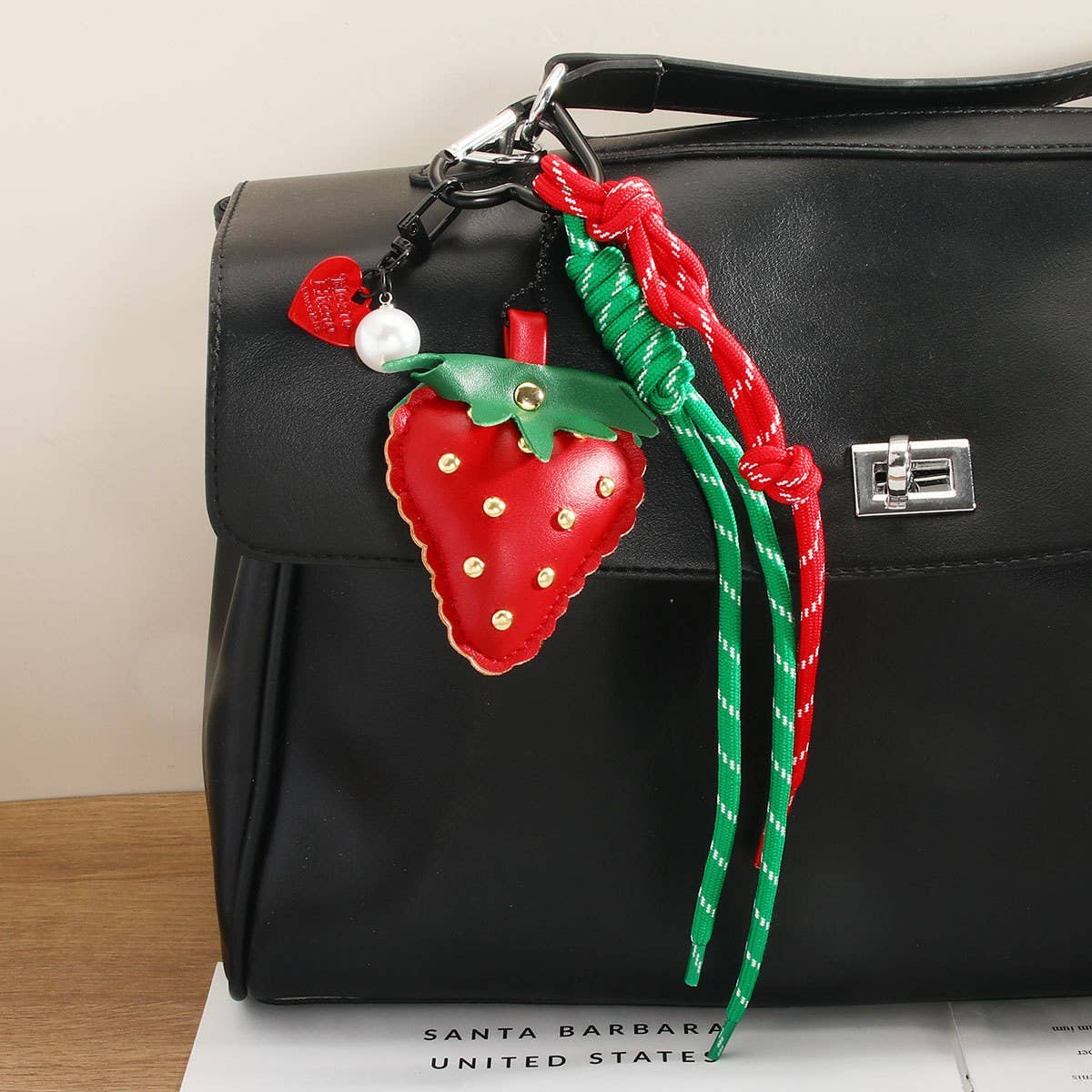 Strawberry Keychain ??Leather Heart Bag Pendant_CWMM7569