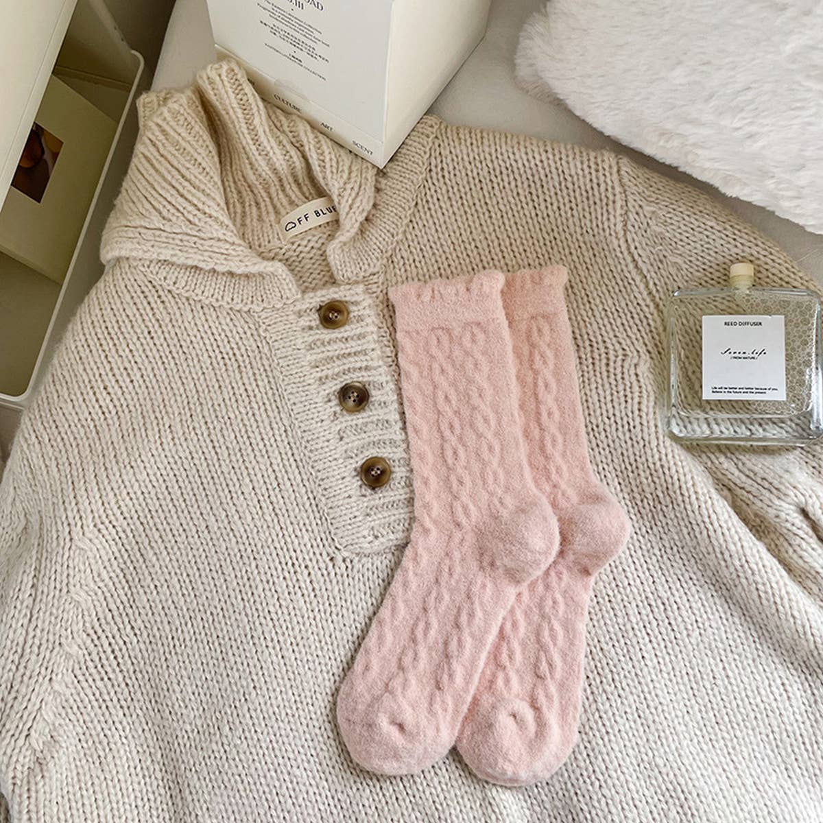 SOLID COLOR TWIST THICK WARM SOCKS_CWMS0879