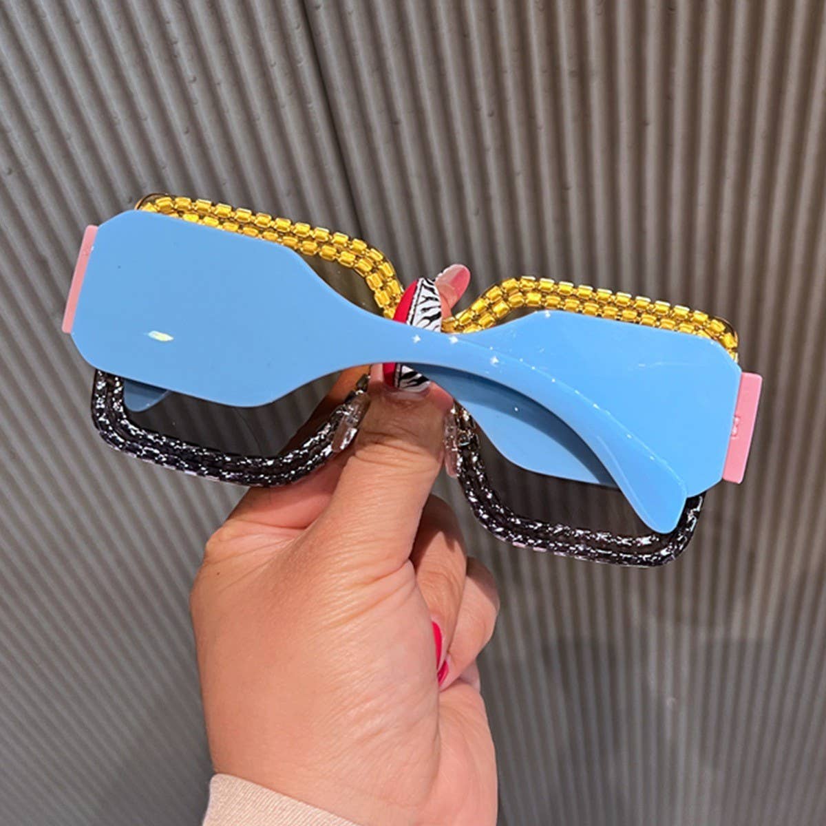 FRAMELESS ONE-PIECE FASHION SQUARE SUNGLASSES