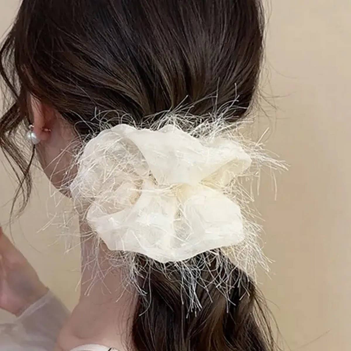 FASHION TASSELS SOLID COLOR SCRUNCHIE_CWAHA0180