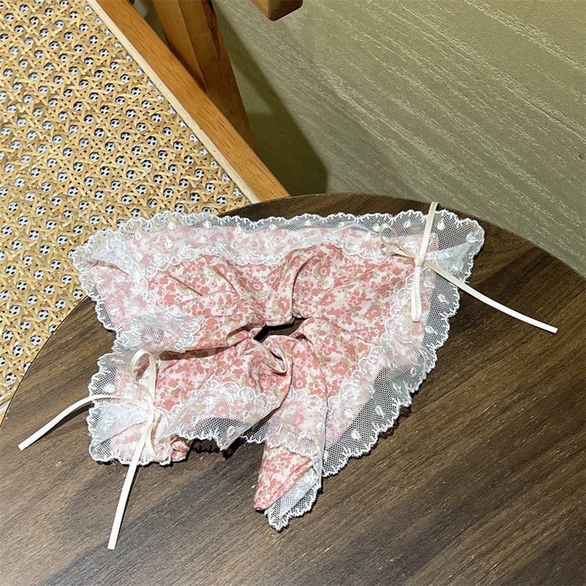 PINK LACE SQUARE SCARF SWEET HAIR ACCESSORIES_CWAHA3702