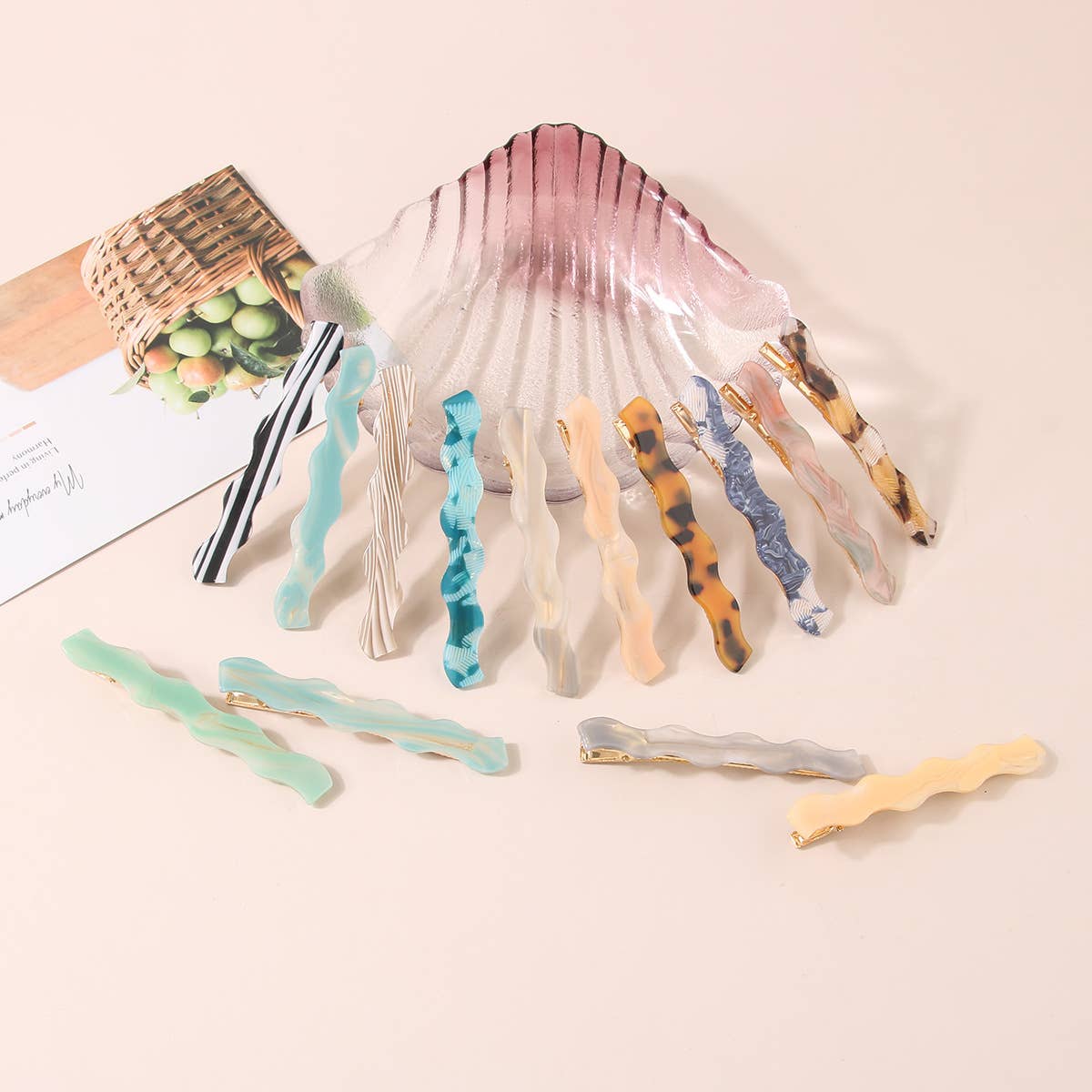 ACETIC ACID HAIR CLIP SIMPLE GIRL ONE WORD CLIP