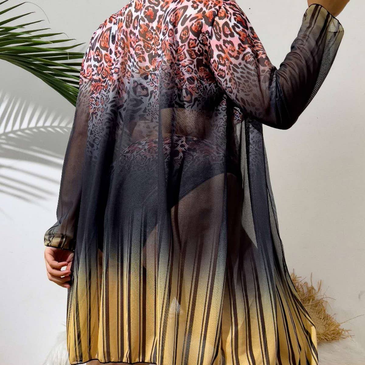 THREE-PIECE HIGH-WAISTED SPLIT BIKINI