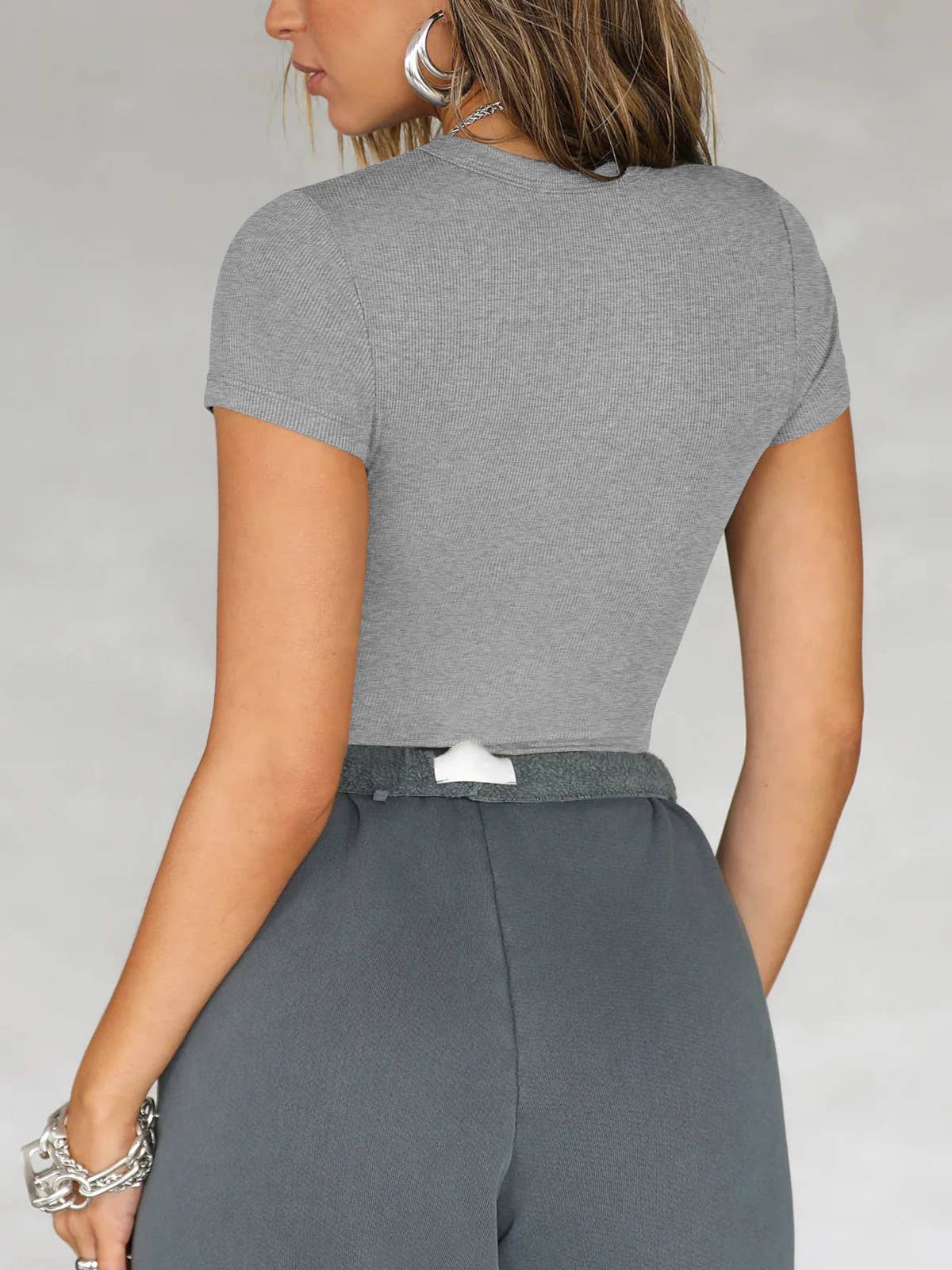 Threaded straight-shoulder short-sleeved T-shirt