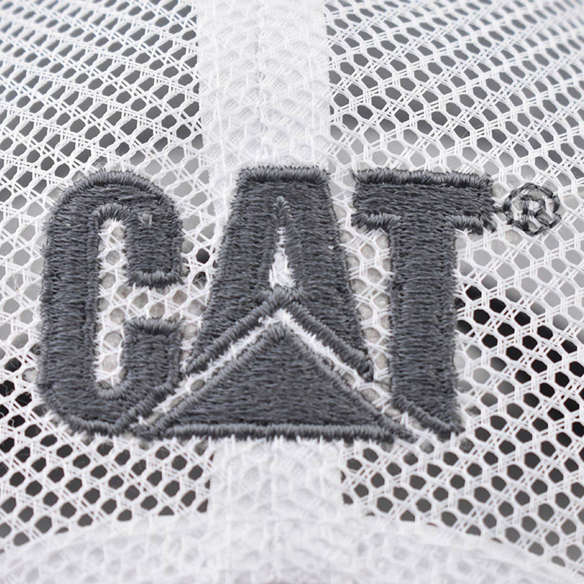 COTTON NEW CAT LETTER EMBROIDERED TRUCKER HAT_CWAH1366