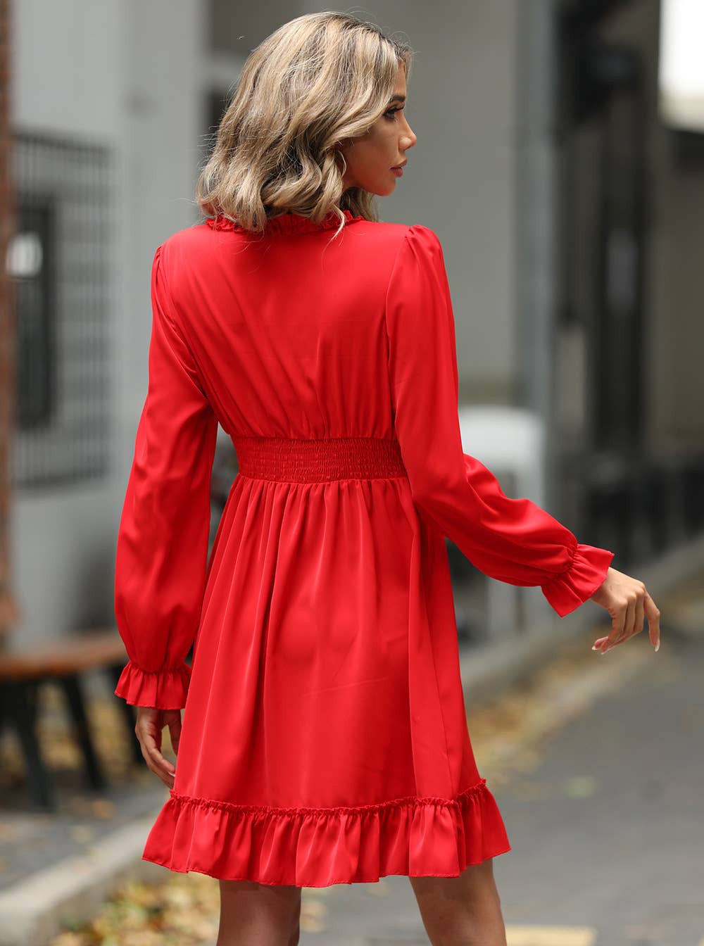 RUFFLED V-NECK HIGH-WAISTED LONG-SLEEVED DRESS
