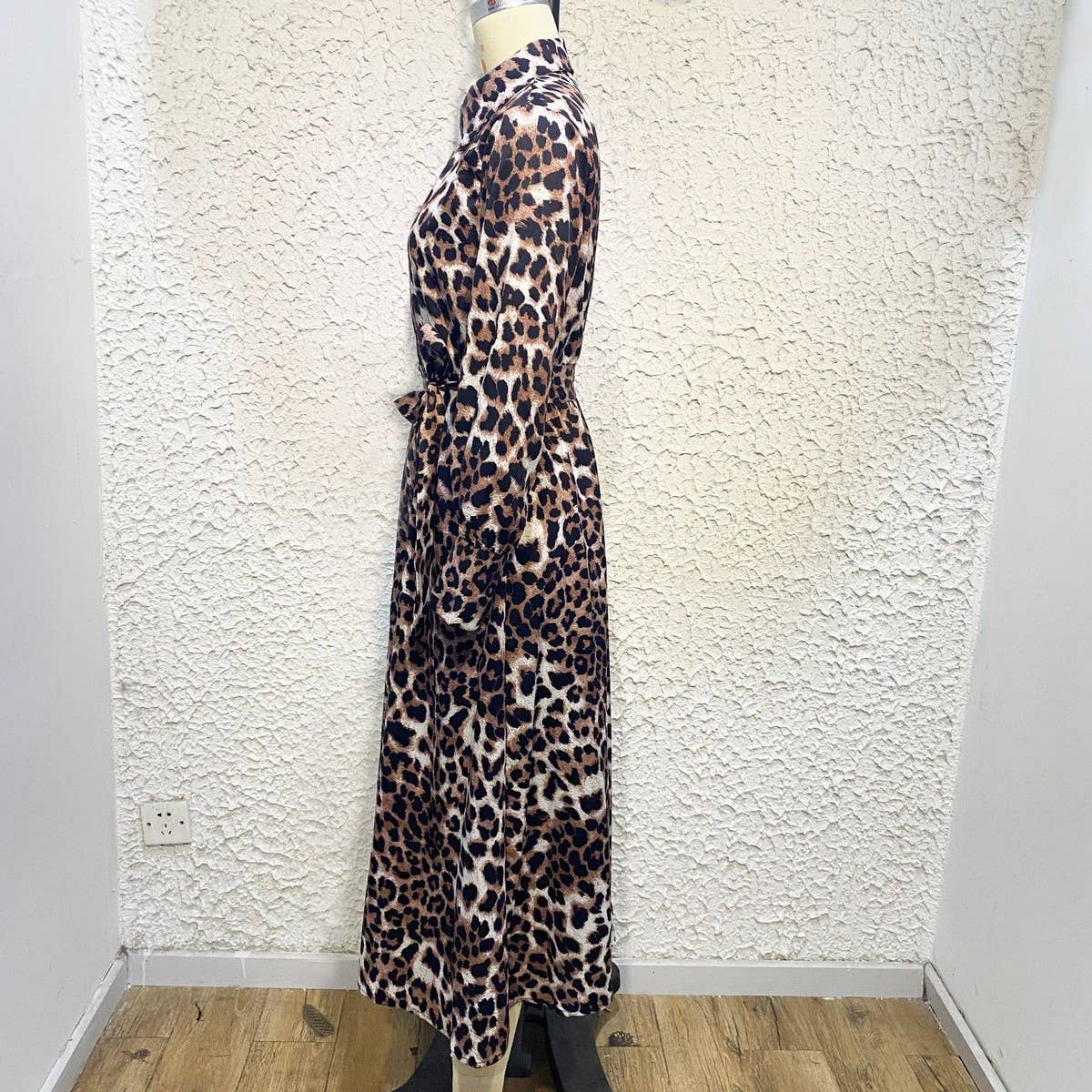 Leopard print belted shirt dress with lapel