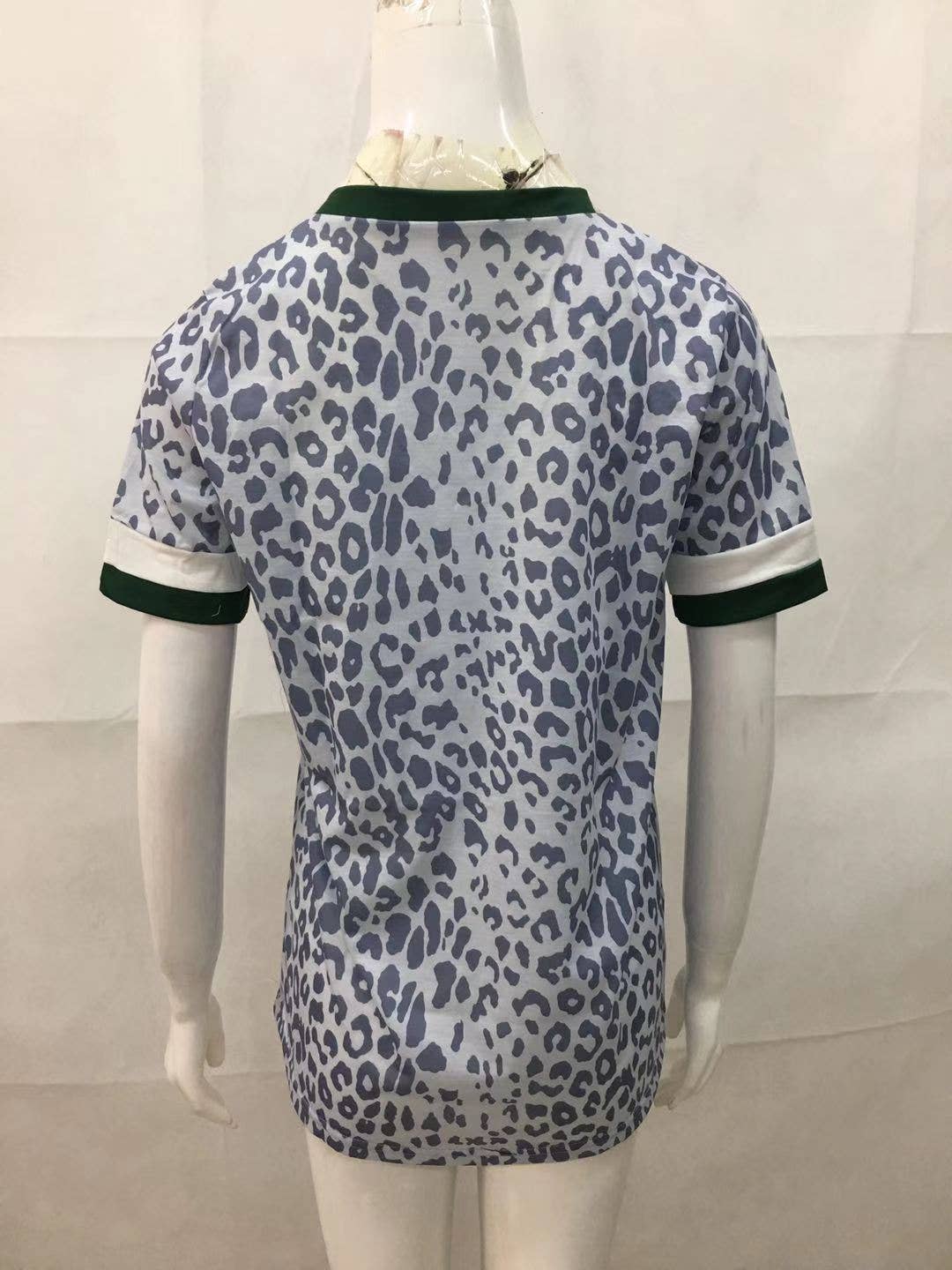 V-NECK PRINT LEOPARD T-SHIRT BLOUSE