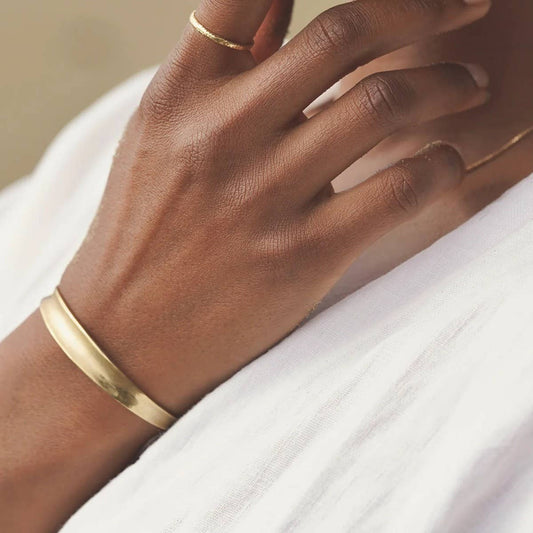 18K Gold Concave & Polished Open Cuff Bracelet_CWAJE4798