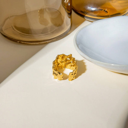 TEMPERAMENT IRREGULAR WIDE OPEN RING