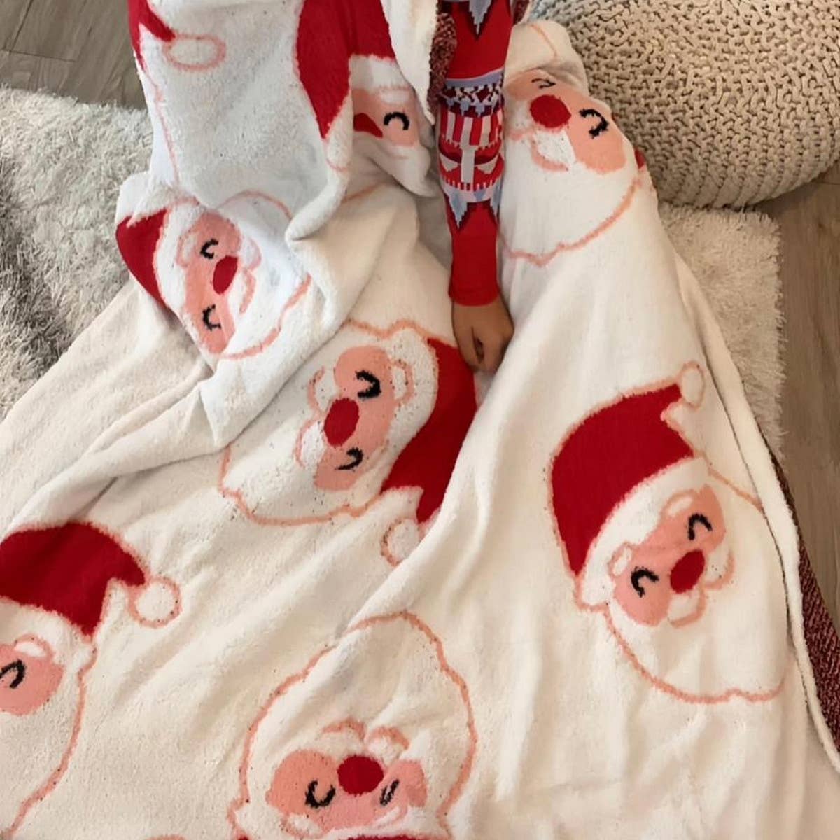 CHRISTMAS SNOWFLAKE KNITTED JACQUARD BLANKET