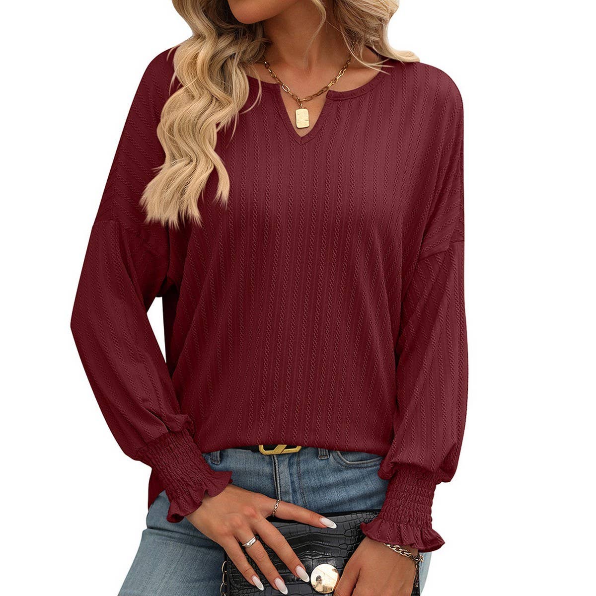 Baggy V-neck bat-sleeve T-shirt with top