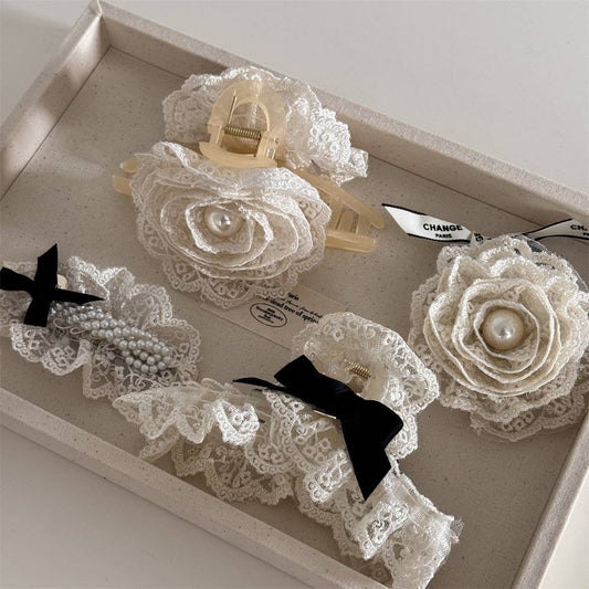 CREAMY WHITE LACE FLOWER PEARL BOW HAIRPIN