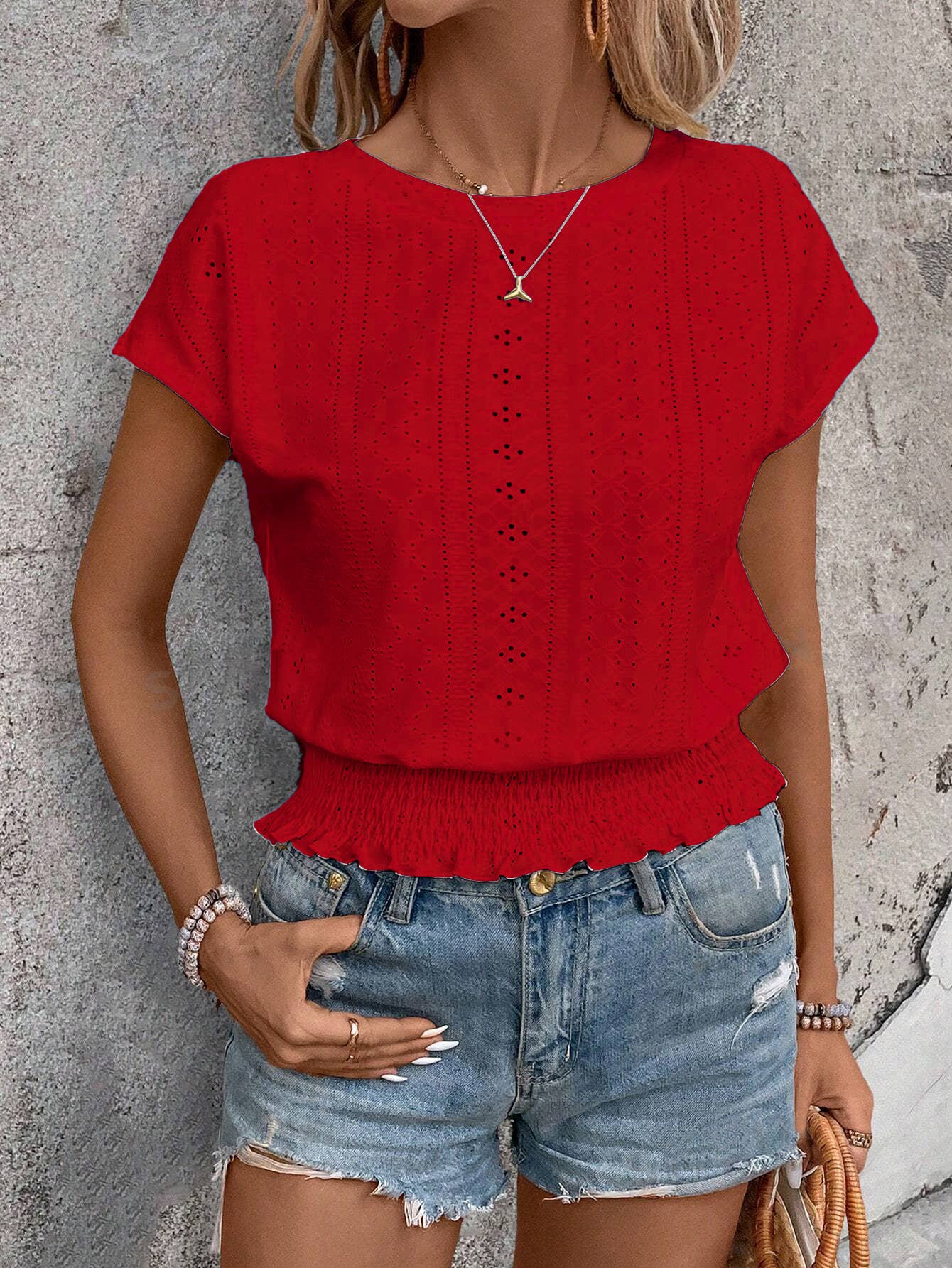 Round neck solid color short sleeve T-shirt