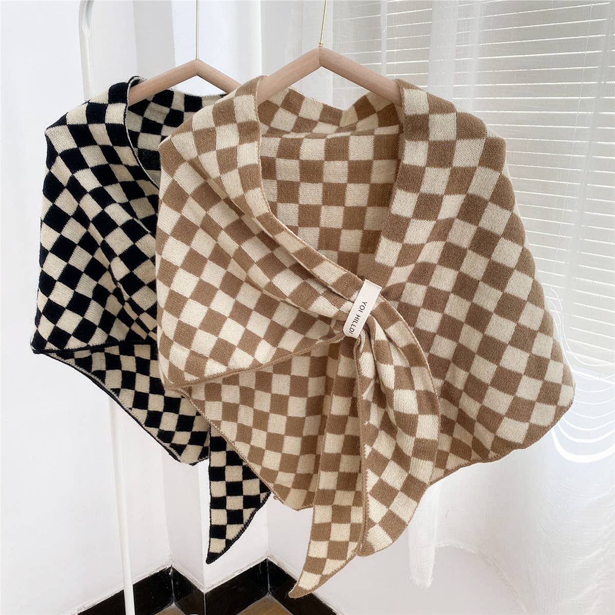 THICKENED WARM LARGE TRIANGLE SHAWL