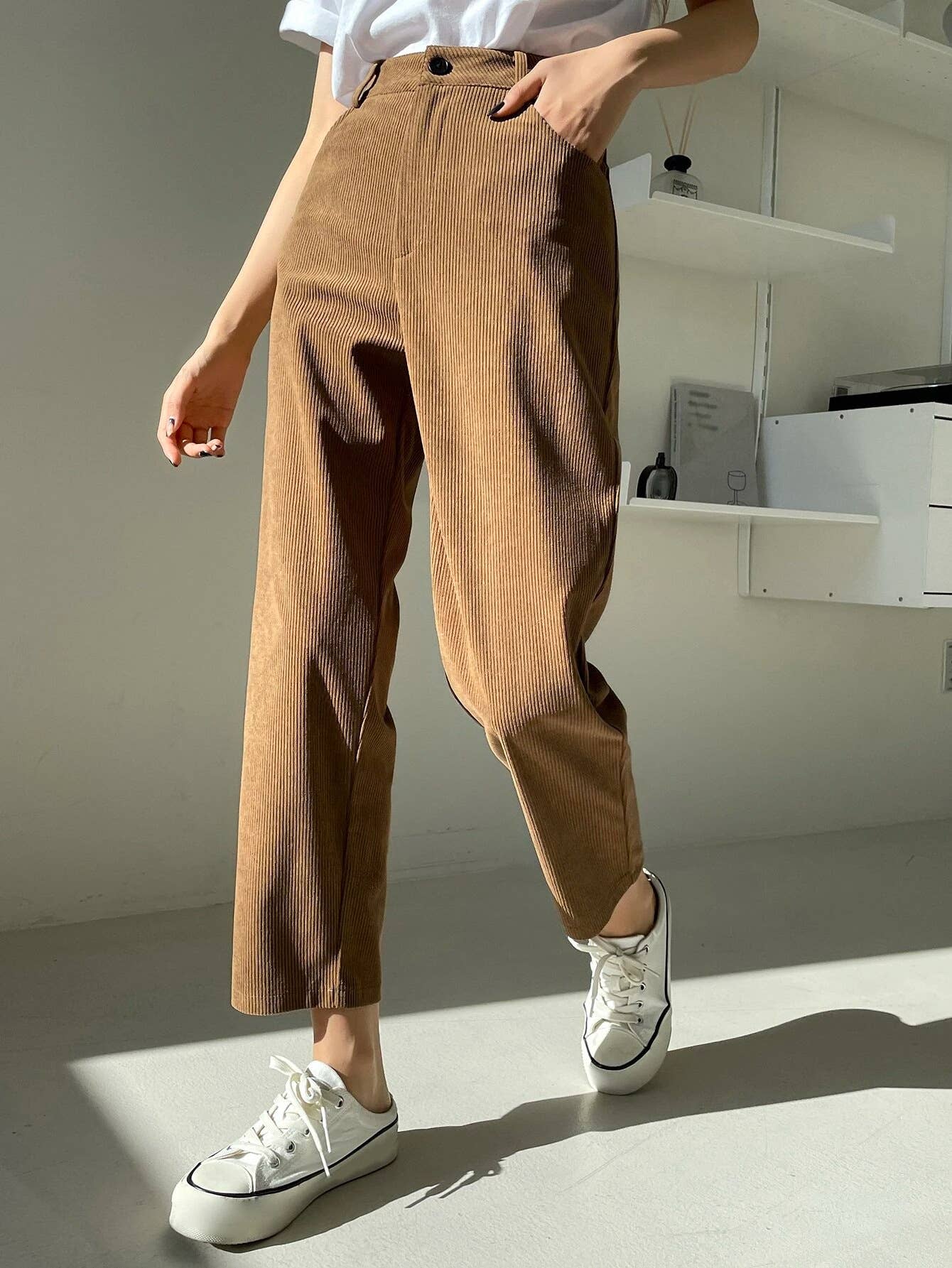 STRAIGHT-LEG HIGH-WAISTED CORDUROY WIDE-LEG PANTS