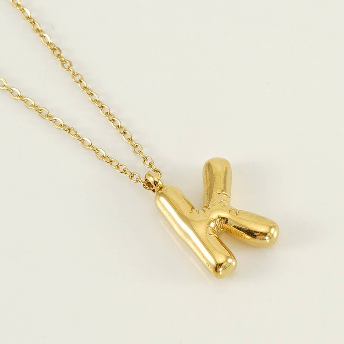 18K GOLD 26 LETTER PENDANT NECKLACE_CWAJE0676