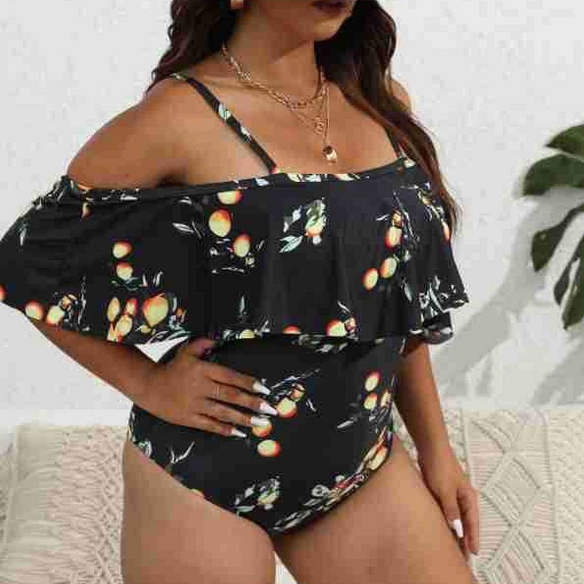 BELLY-COVERING SLIMMING ONE-PIECE SWIMSUIT_CWMW0306