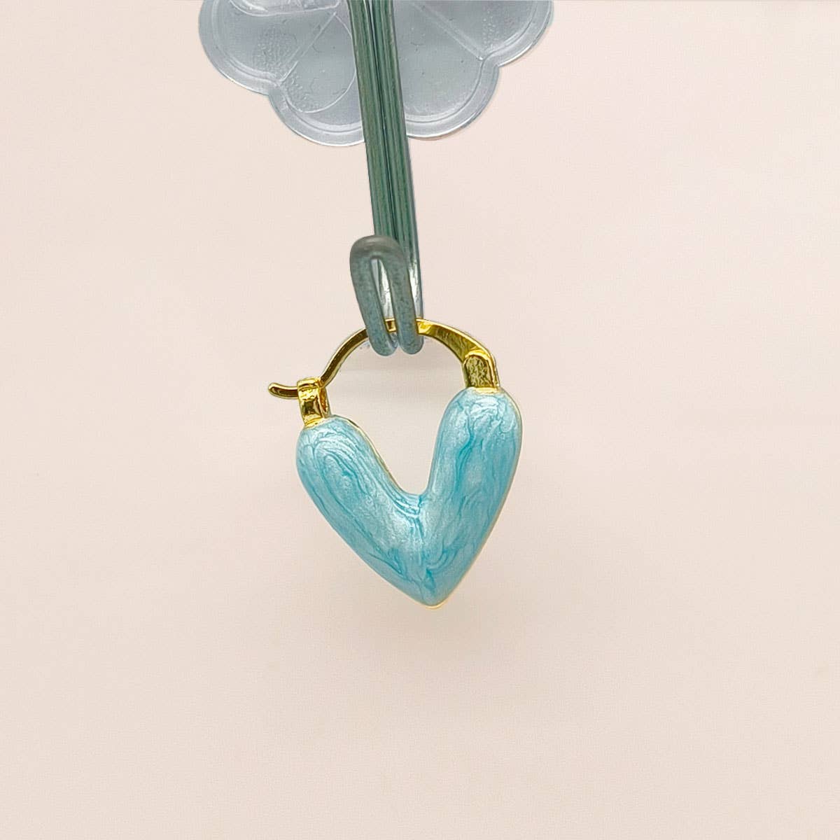 HEART DECOR HOOP EARRINGS