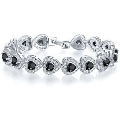 Luxurious heart-shaped zircon bracelet