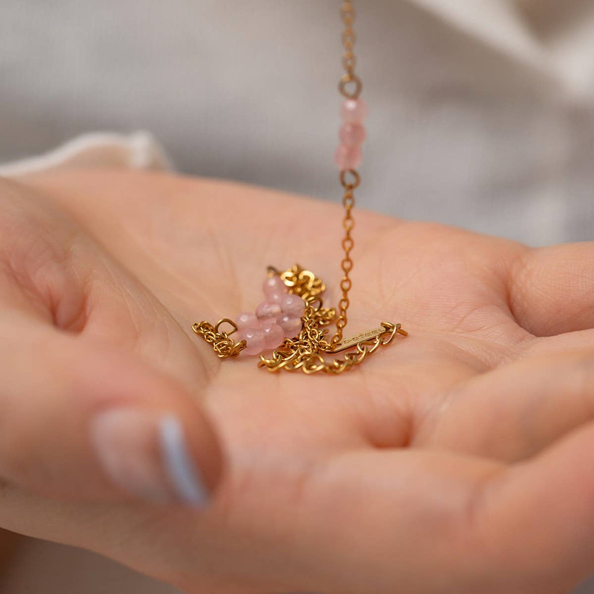 PINK LAYERED VERSATILE NECKLACE THAT WON??¢T FADE_CWAJE1441