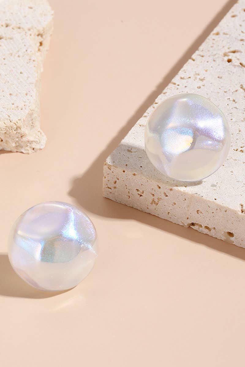 FAUX PEARL DESIGN STUD EARRINGS