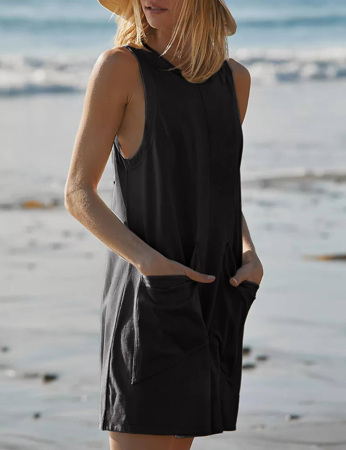 Loose casual sleeveless short tank jumpsuit