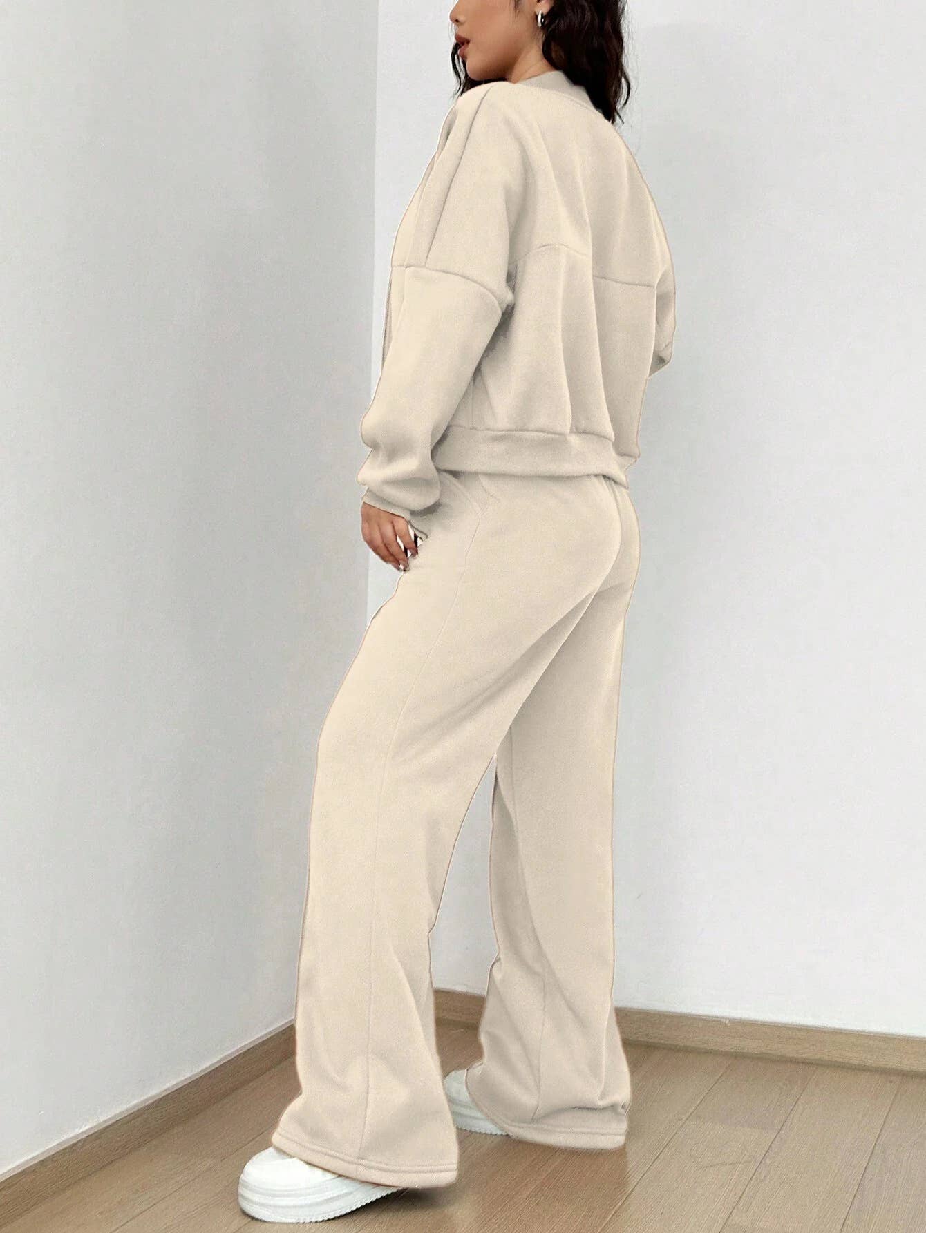 Two-piece set of zippered cardigan and trousers
