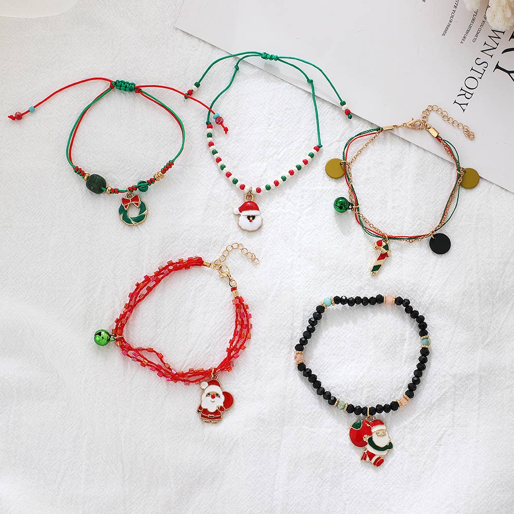CHRISTMAS PENDANT BEADED BRACELET